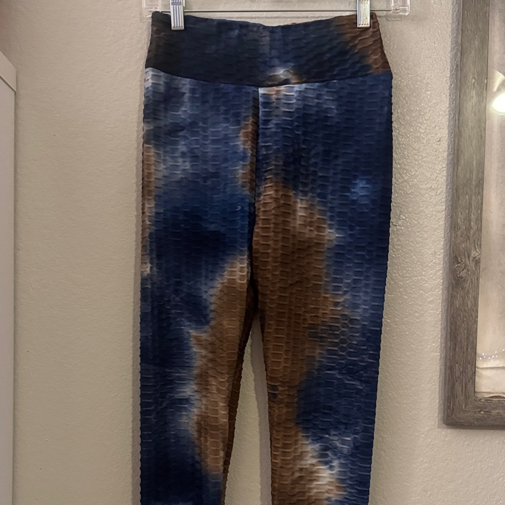 Tie-Dye Textured Leggings